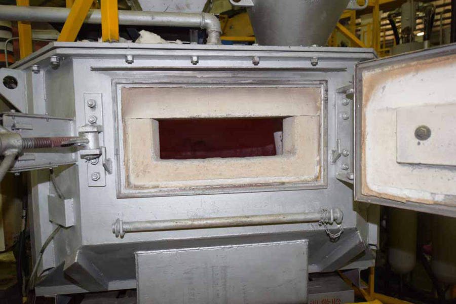 Detailed Pictures of Buhler Cold Chamber Die Casting Machine DCMP-4020