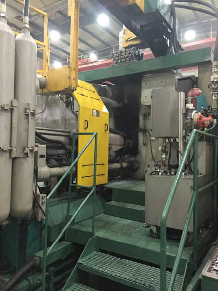 Detailed Pictures of Buhler Cold Chamber Die Casting Machine DCMP-4020