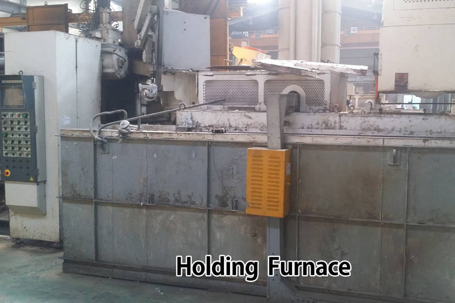 Detailed Pictures of Ube Cold Chamber Die Casting Machine DCMP-4032