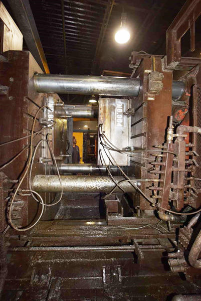 Detailed Pictures of Prince Cold Chamber Die Casting Machine DCMP-4046