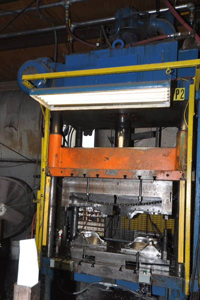 Detailed Pictures of Prince Trim Press Vertical Die Cast Trimming Press DCMP-4060