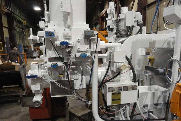 Detailed Pictures of Toshiba Cold Chamber Die Casting Machine DCMP-4072