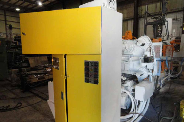 Detailed Pictures of Toshiba Cold Chamber Die Casting Machine DCMP-4072