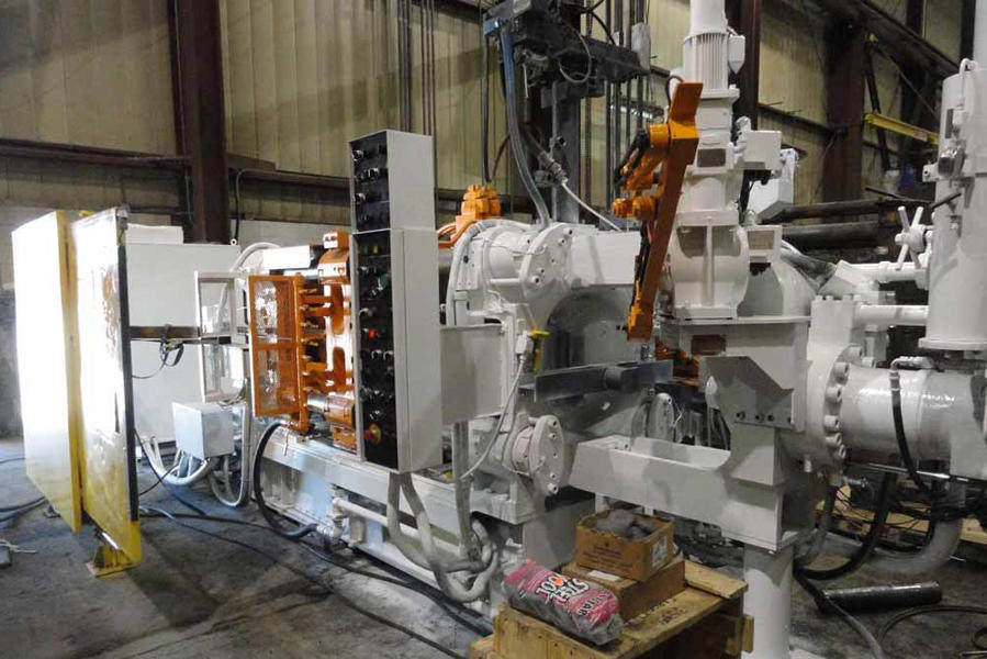 Detailed Pictures of Toshiba Cold Chamber Die Casting Machine DCMP-4072
