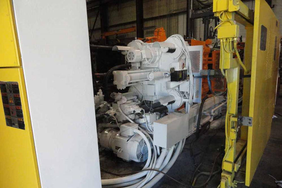 Detailed Pictures of Toshiba Cold Chamber Die Casting Machine DCMP-4072