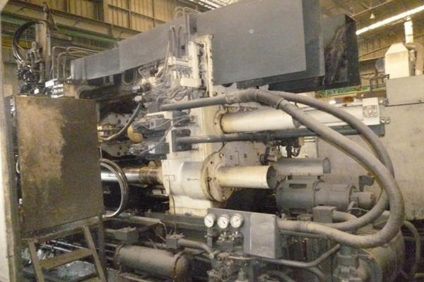 Detailed Pictures of Toshiba Cold Chamber Die Casting Machine DCMP-4130