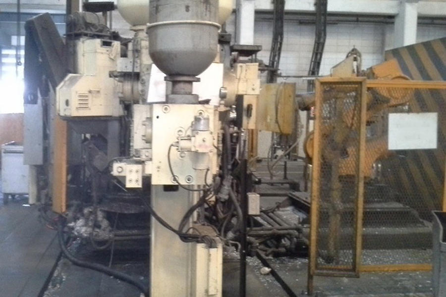 Detailed Pictures of Toyo Machinery Cold Chamber Die Casting Machine DCMP-4132