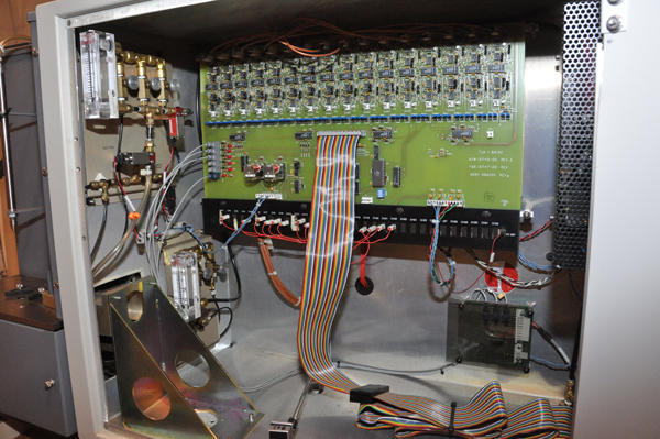 Detailed Pictures of Baird Metal Analytic Mass Spectrometer DCMP-4148