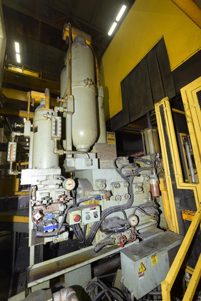 Detailed Pictures of Toshiba Cold Chamber Die Casting Machine DCMP-4163