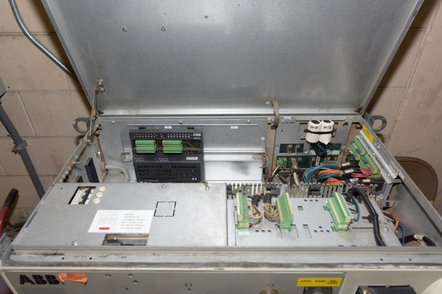 Detailed Pictures of ABB Six Axis Foundry Rated Robot DCMP-4225