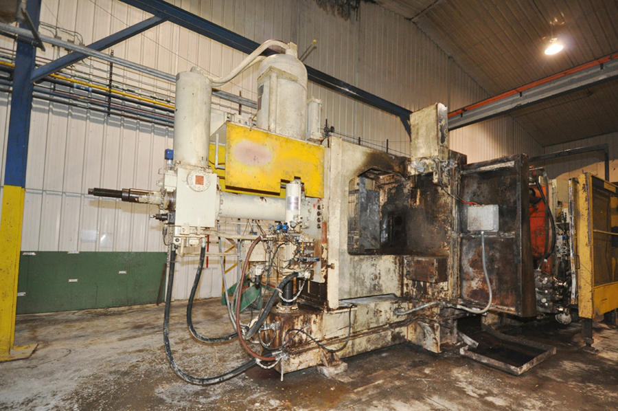 Detailed Pictures of Prince Cold Chamber Die Casting Machine DCMP-4239
