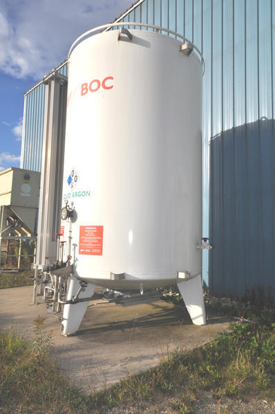 Detailed Pictures of UCAR Cryogenic Bulk Storage Tank for Liquid Nitrogen, Liquid Argon, Liquid Oxygen DCMP-4255