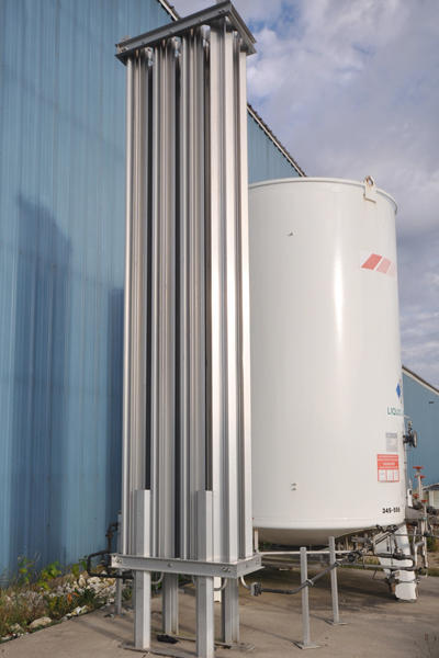 Detailed Pictures of UCAR Cryogenic Bulk Storage Tank for Liquid Nitrogen, Liquid Argon, Liquid Oxygen DCMP-4255