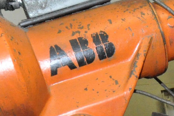 Picture of ABB Six Axis Industrial Robot DCMP-4325