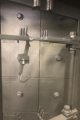 Picture of Goff Indexing Two Chamber Spinner Hanger Abrasive Shot Blast & Peening Machine DCMP-4377