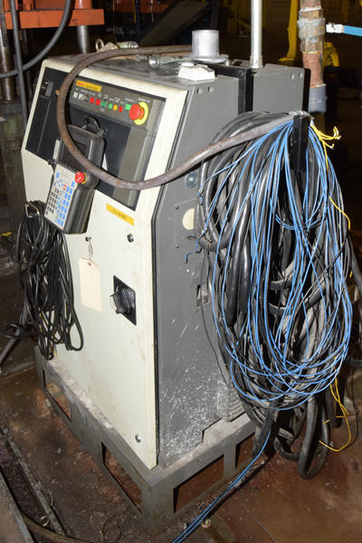 Detailed Pictures of Fanuc Robotics Six Axis Robot with Extractor Package DCMP-4385