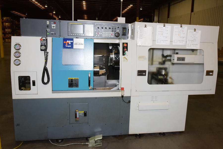 Picture of Tongtai Model HS-22M+Loading Topper 3 Axis CNC Turning Centers For_Sale DCM-4404