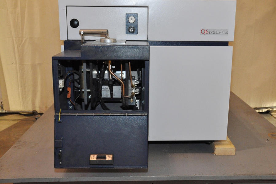 Detailed Pictures of Bruker Metal Analytic Mass Spectrometer DCMP-4428