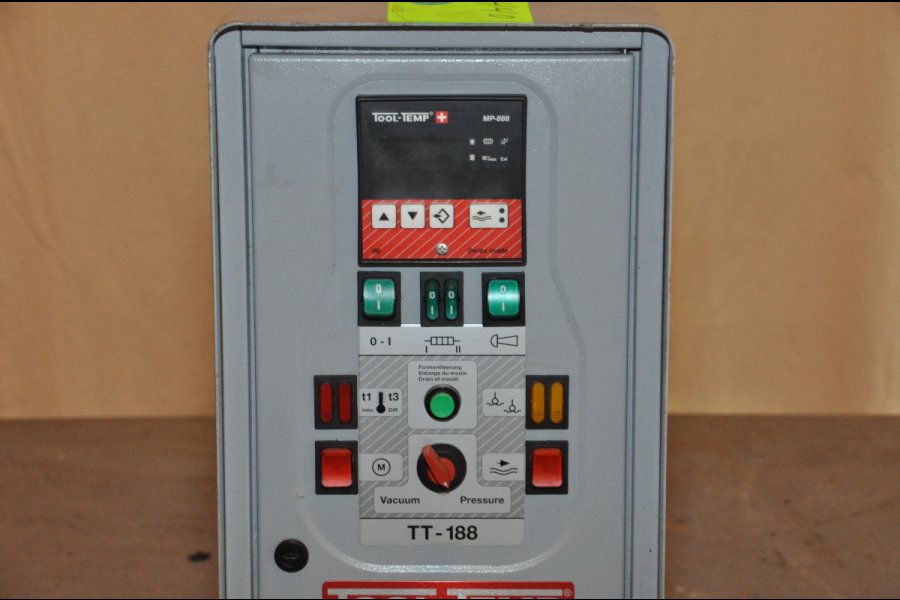 Detailed Pictures of Tool-temp Hot Water Process Heater Unit DCMP-4440