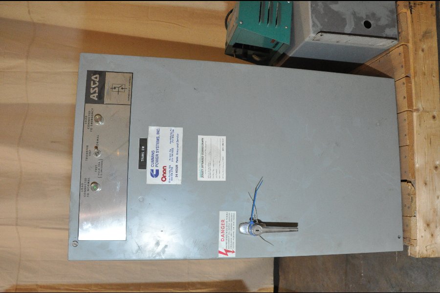 Detailed Pictures of Onan (Machine_Type_Short) DCMP-4459