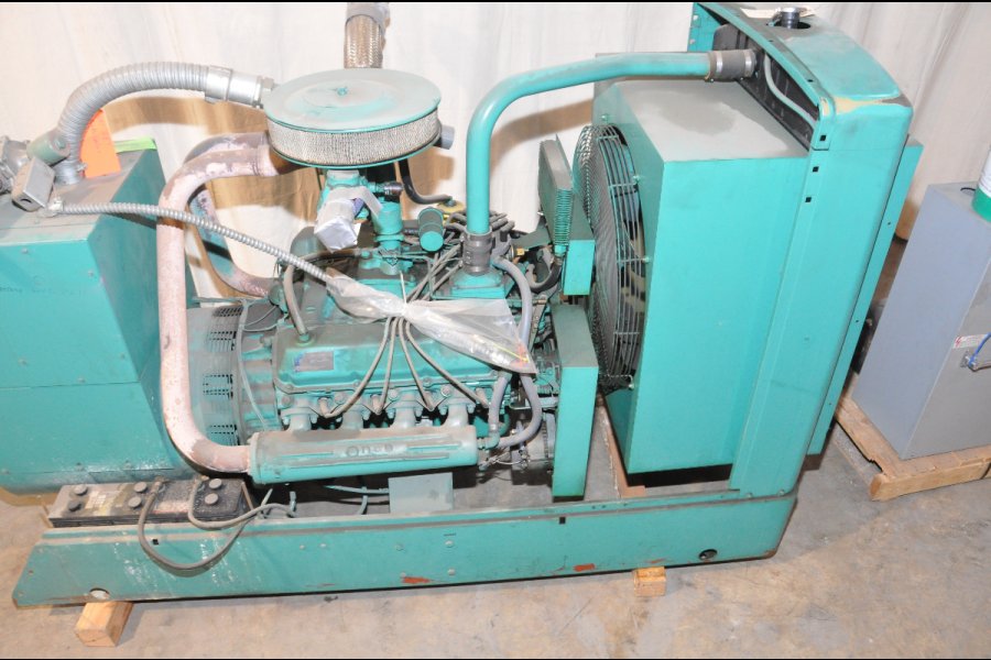 Detailed Pictures of Onan (Machine_Type_Short) DCMP-4459
