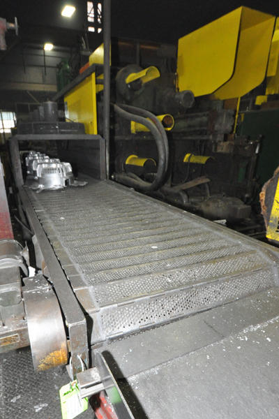 Detailed Pictures of Toshiba Cold Chamber Die Casting Machine DCMP-4502