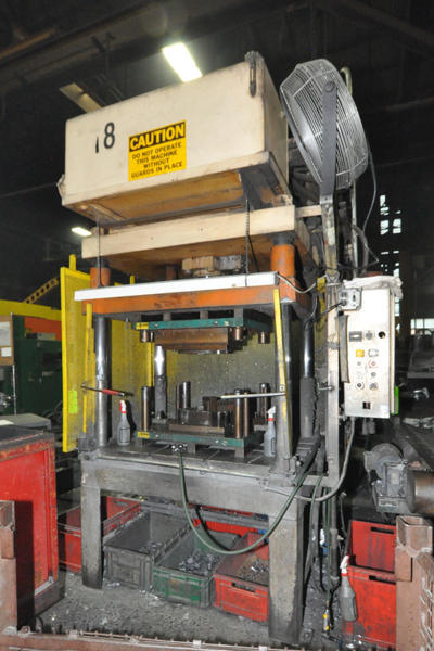 Detailed Pictures of Buhler Cold Chamber Die Casting Machine DCMP-4506