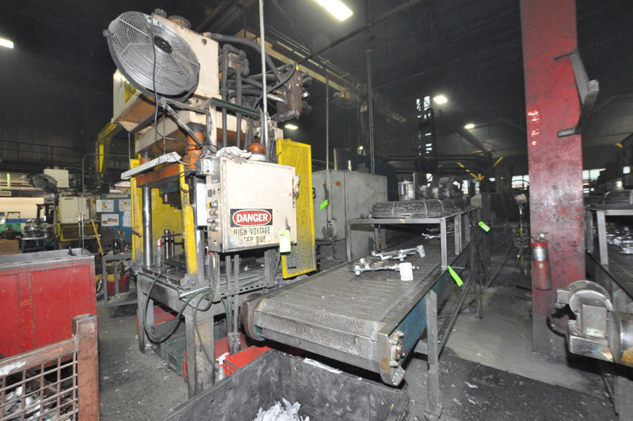 Detailed Pictures of Buhler Cold Chamber Die Casting Machine DCMP-4506