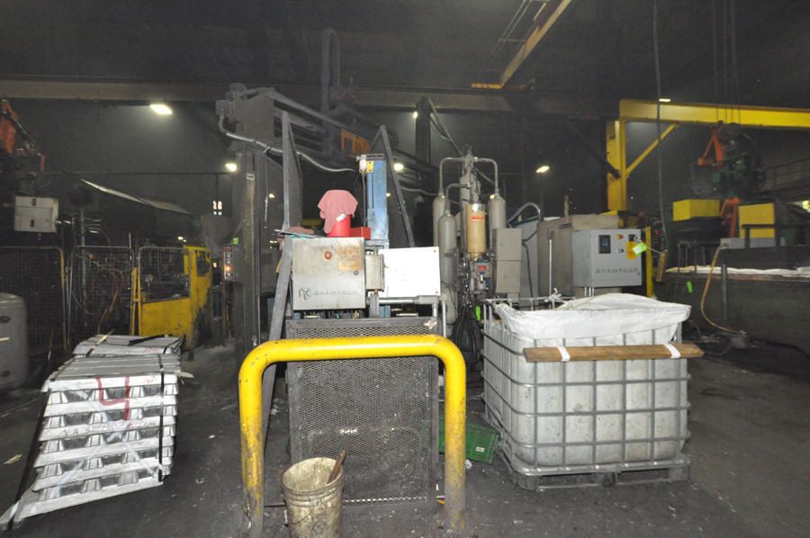Detailed Pictures of Buhler Cold Chamber Die Casting Machine DCMP-4506