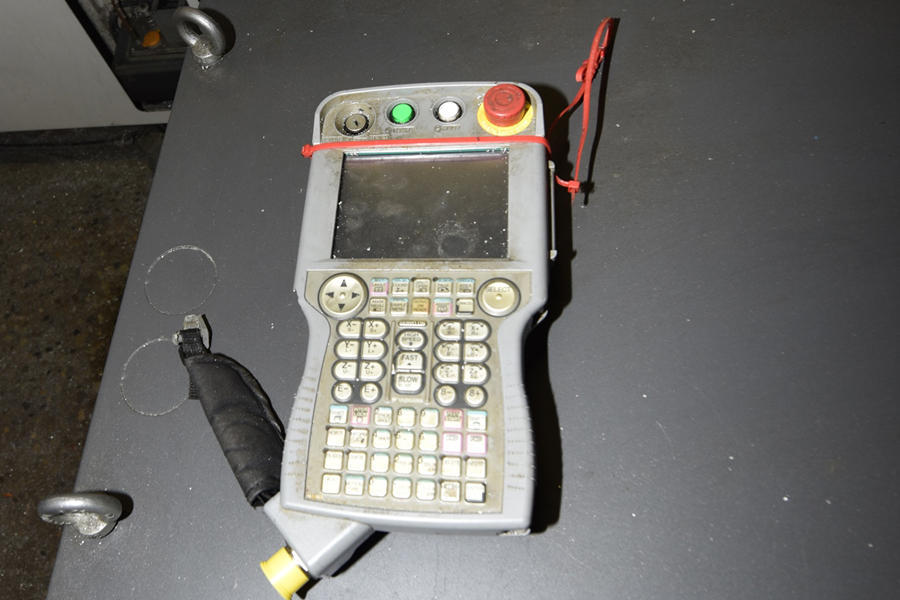 Detailed Pictures of ABB Six Axis Robot with Extractor Package DCMP-4610