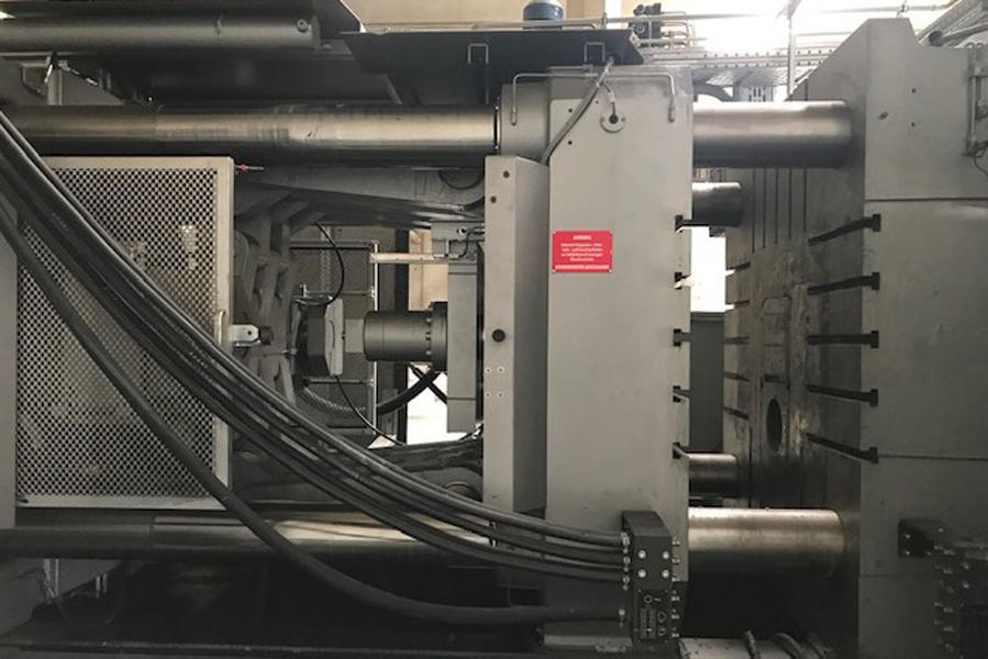 Detailed Pictures of Buhler Cold Chamber Die Casting Machine DCMP-4635