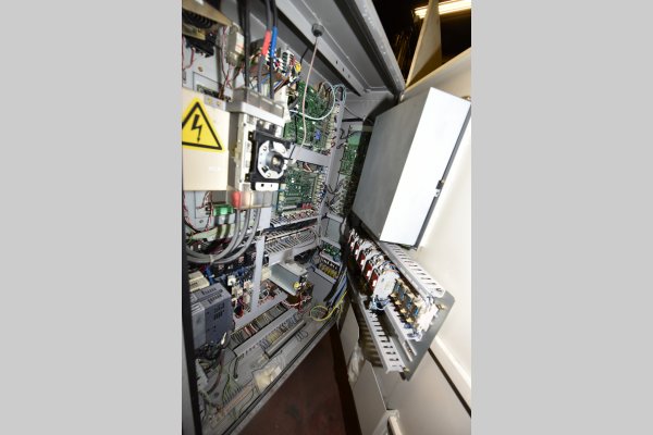 Detailed Pictures of Toyo Machinery Cold Chamber Die Casting Machine DCMP-4662