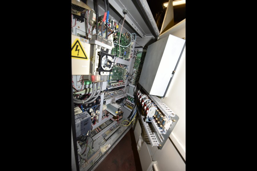 Detailed Pictures of Toyo Machinery Cold Chamber Die Casting Machine DCMP-4662