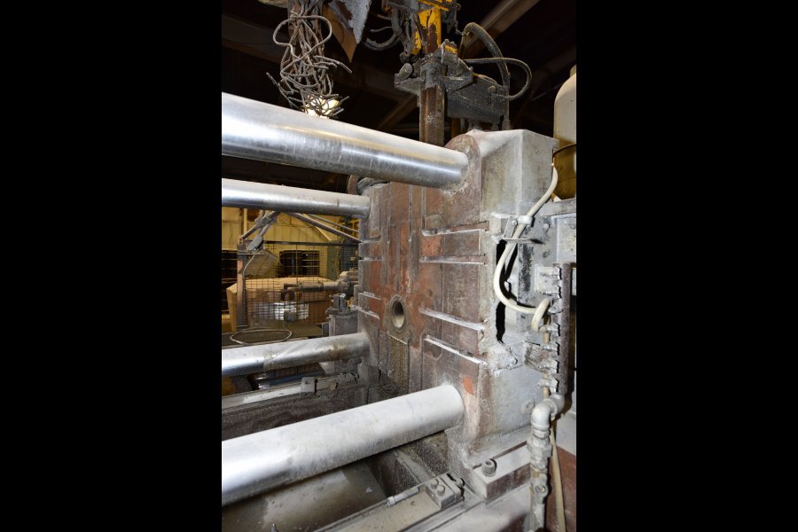 Detailed Pictures of Toyo Machinery Cold Chamber Die Casting Machine DCMP-4662
