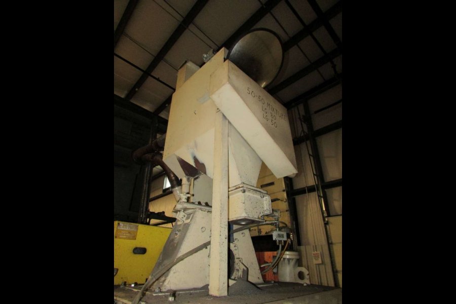 Detailed Pictures of Pangborn Steel Belt Tumble Shot Blast Machine DCMP-4705