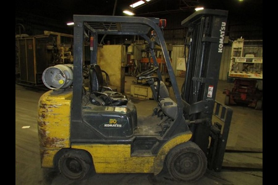 Detailed Pictures of Komatsu Forklift DCMP-4731