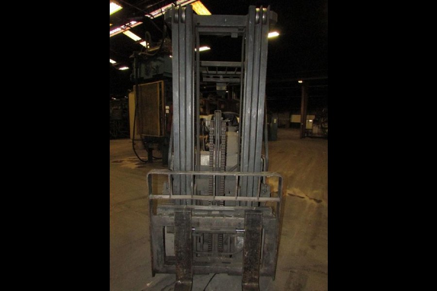 Detailed Pictures of Komatsu Forklift DCMP-4731
