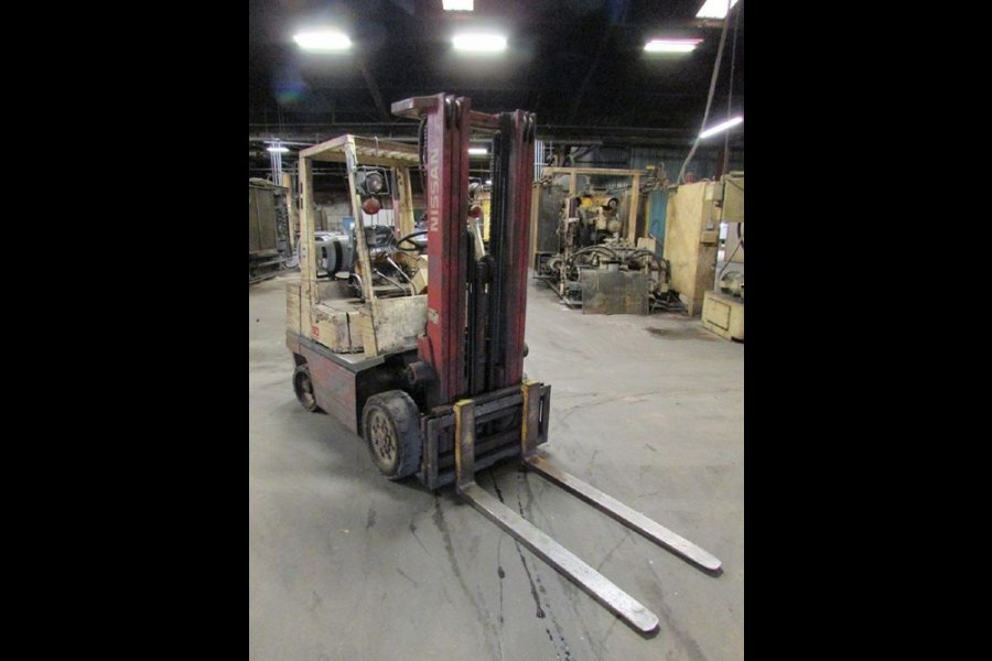 Detailed Pictures of Nissan Forklift DCMP-4732