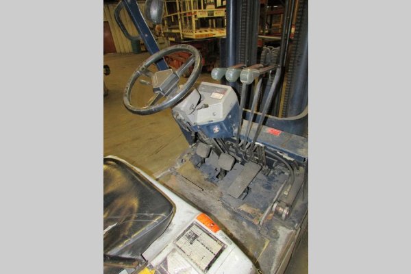 Detailed Pictures of Komatsu Forklift DCMP-4733