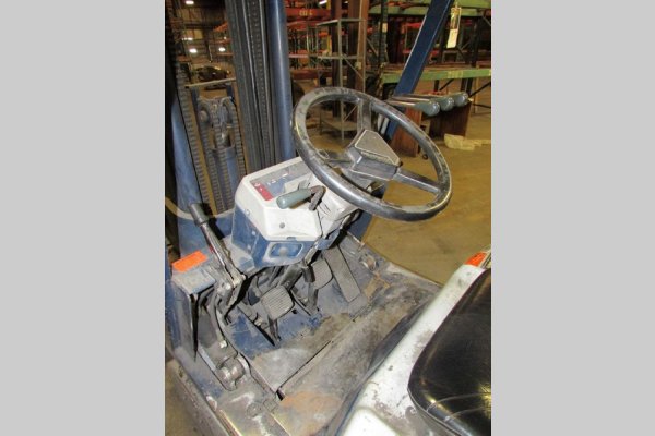 Detailed Pictures of Komatsu Forklift DCMP-4733