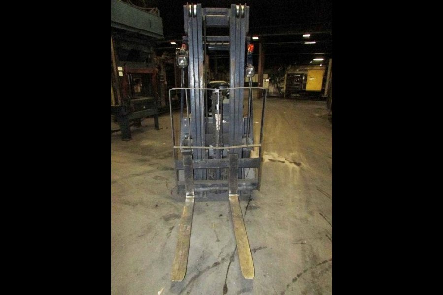 Detailed Pictures of Komatsu Forklift DCMP-4733