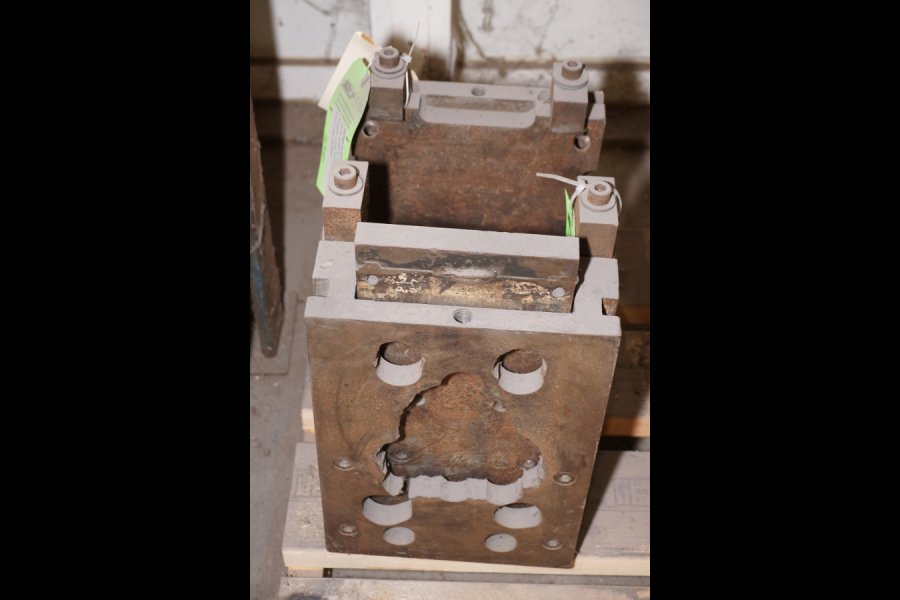 Image of Heavy Duty, Double Unit, Cold Chamber Aluminum master unit die holder For_Sale DCM-4774