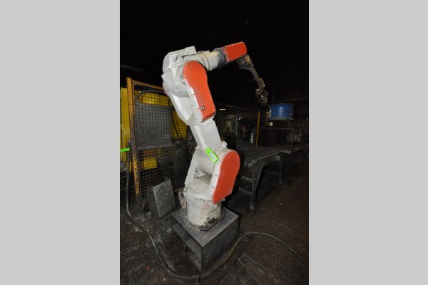 Picture of Kawasaki Six Axis Foundry Rated Industrial Robot DCMP-4789
