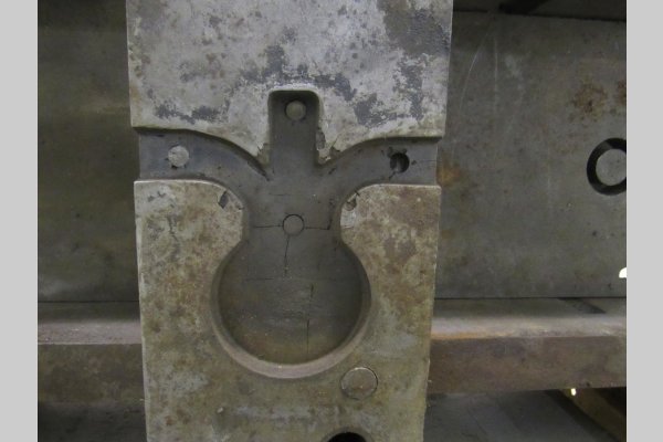 Detailed Pictures of DME Standard Duty, Double Unit, Cold Chamber Aluminum master unit die holder DCMP-4885