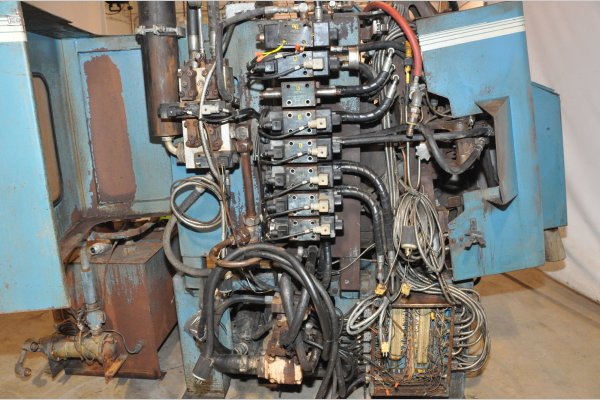 Detailed Pictures of Techmire Multi-slide Hot Chamber Miniature Die Cast Machine DCMP-4973