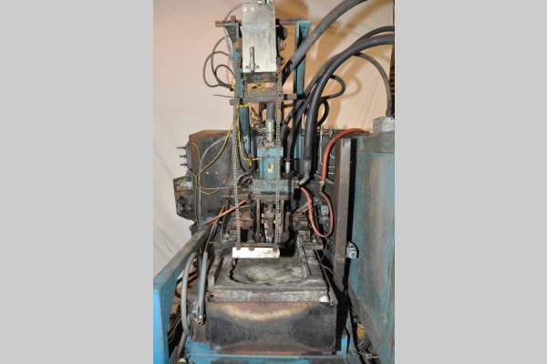 Detailed Pictures of Techmire Multi-slide Hot Chamber Miniature Die Cast Machine DCMP-4973
