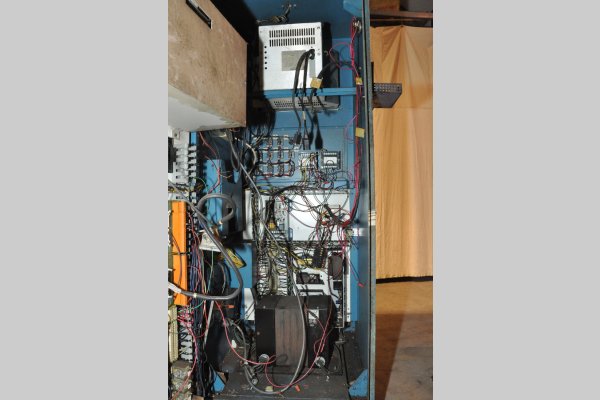 Detailed Pictures of Techmire Multi-slide Hot Chamber Miniature Die Cast Machine DCMP-4973