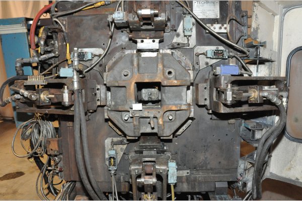 Detailed Pictures of Techmire Multi-slide Hot Chamber Miniature Die Cast Machine DCMP-4973