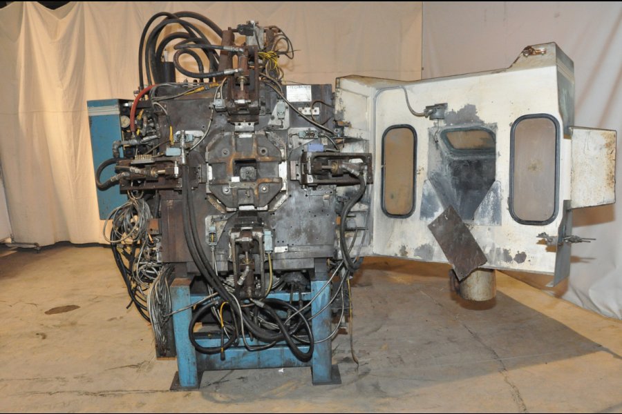 Detailed Pictures of Techmire Multi-slide Hot Chamber Miniature Die Cast Machine DCMP-4973