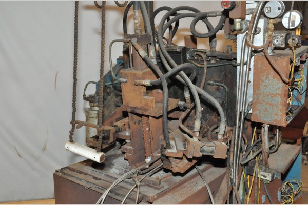 Detailed Pictures of Techmire Multi-slide Hot Chamber Miniature Die Cast Machine DCMP-4975